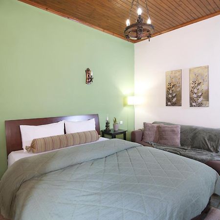 Guesthouse Alexandra Eptálofos Zewnętrze zdjęcie
